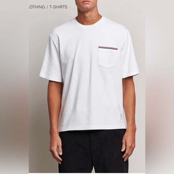 New Thom browne t-shirt with tricolor pocket. 12 - Picture 3 of 9